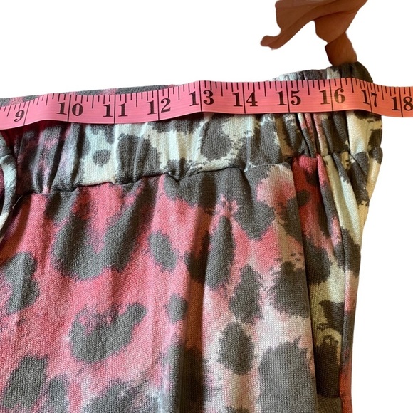 Viamor‎ Leopard Lounge Joggers Pants Size Small - Picture 5 of 8